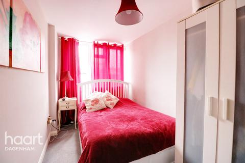 105 Ballards Road, Dagenham, RM10 9AL