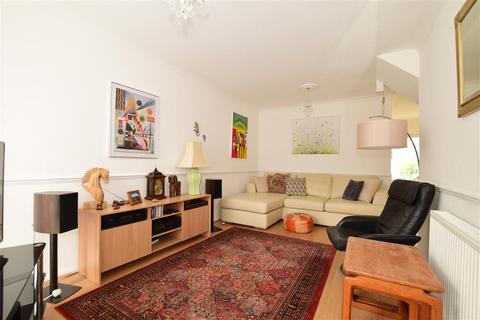 54 Randolph Close, Bexleyheath, DA7 6HY