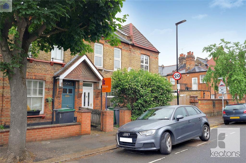 Morley Avenue, Noel Park, London, N22 2 bed terraced house to rent £