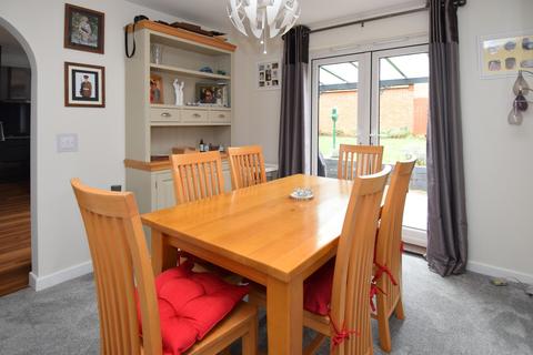 39 Conyger Road, Amesbury, Salisbury, SP4 7YJ