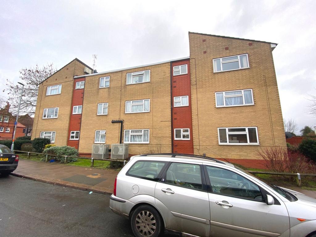 Kingsthorpe Grove, Kingsthorpe, Northampton NN2 6NT 2 bed flat £119,995