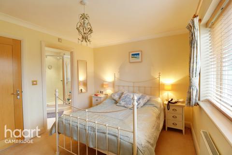 137 Cambridge Road, Great Shelford, Cambridge, CB22 5JJ
