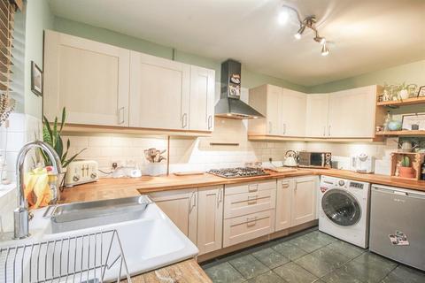 89 Lynton Road, Bristol, BS3 5LU