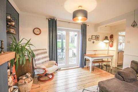 89 Lynton Road, Bristol, BS3 5LU