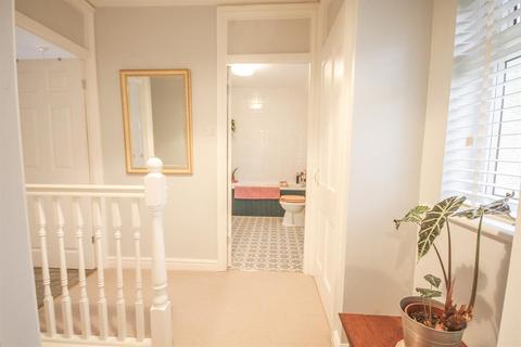 89 Lynton Road, Bristol, BS3 5LU