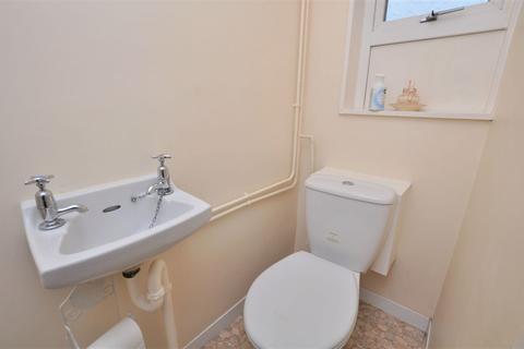 6 Fountains Close, Whitby, YO21 1JS