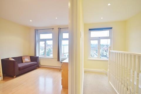 2 bedroom flat to rent, Finchley Road, Temple Fortune