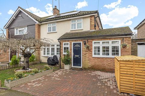 6 Lyfield, Oxshott, Leatherhead, KT22 0SH