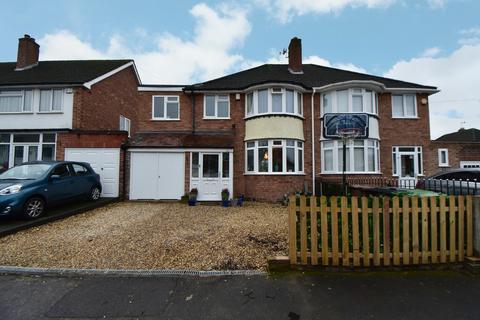 24 Bramcote Drive, Solihull, B91 2HT