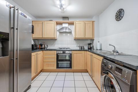 7 Hardie Close, Tetbury, GL8 8FA