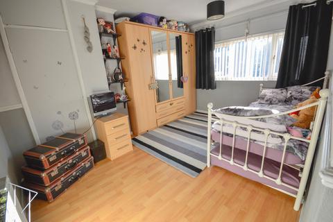 105 Rainbow Avenue, Hackenthorpe, Sheffield, S12 4AR