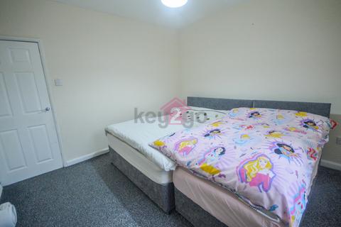 29 Swarcliffe Road, Sheffield, S9 3FA