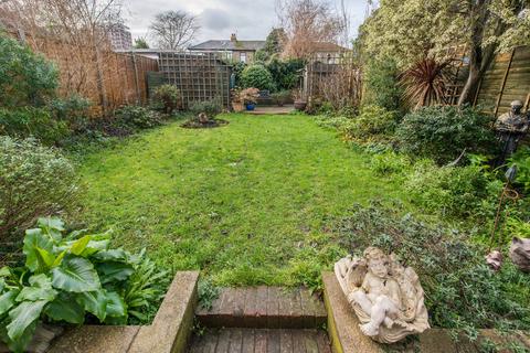 24 Clyde Road, Wallington, SM6 8PZ