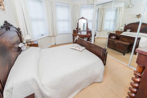 24 Clyde Road, Wallington, SM6 8PZ