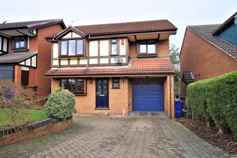 45 Lark Rise, Uttoxeter, ST14 8SZ