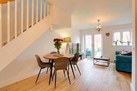 25 Chaffinch Rise, Cranbrook, Exeter, EX5 7GW