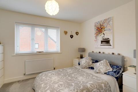 25 Chaffinch Rise, Cranbrook, Exeter, EX5 7GW