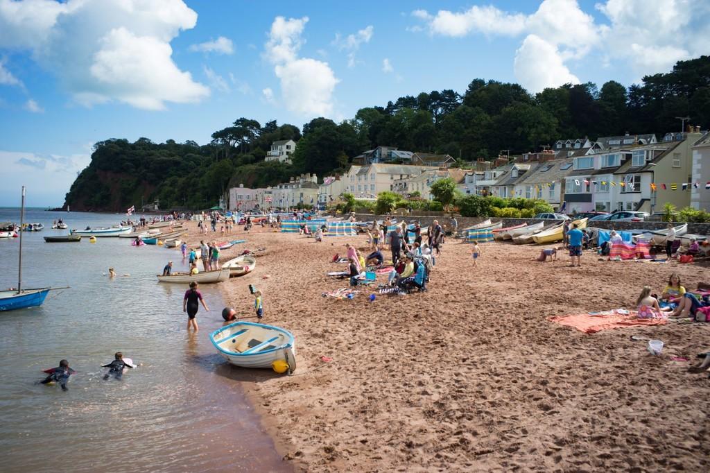 Woodway Rise, Woodway Road, Teignmouth 3 bed apartment