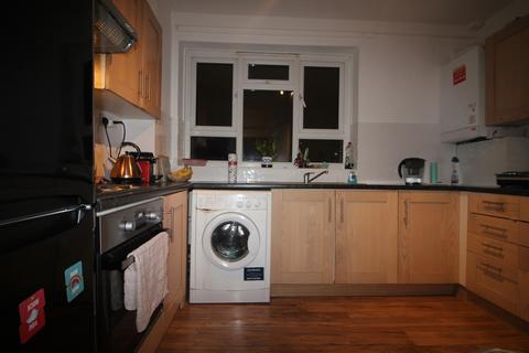 11 Mason Close, London, E16 1LF