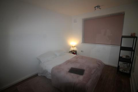 11 Mason Close, London, E16 1LF