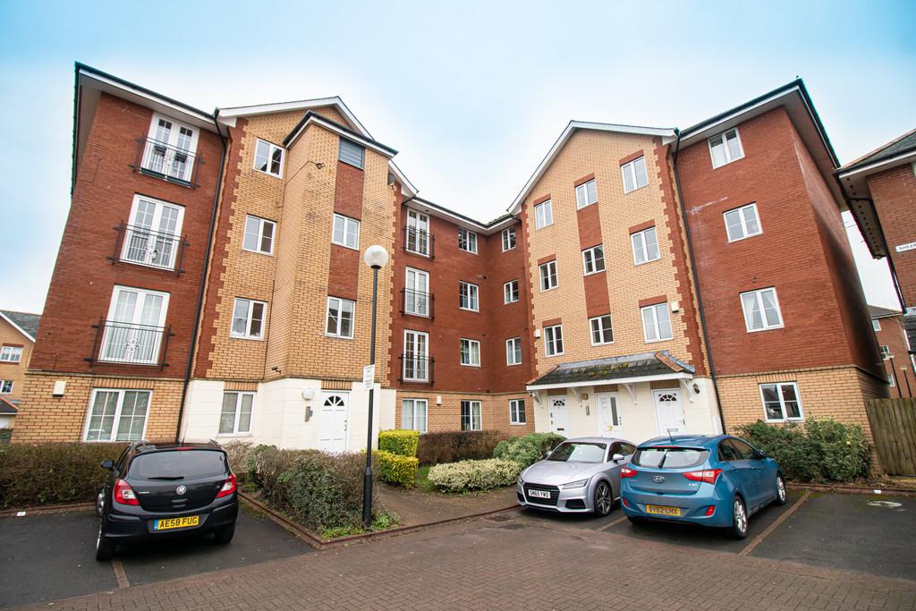 Shearman Place, Windsor Quay, Cardiff 2 bed apartment £900 pcm (£208 pw)