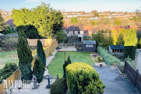 66 Everingham Crescent, Sheffield, S5 7LL
