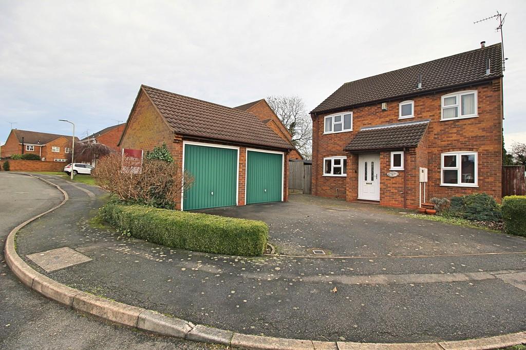 Long Meadow, Wigston 4 bed detached house £350,000