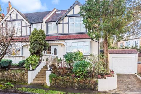 7 Downs Road, Purley, CR8 1DS