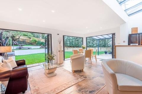 7 Downs Road, Purley, CR8 1DS