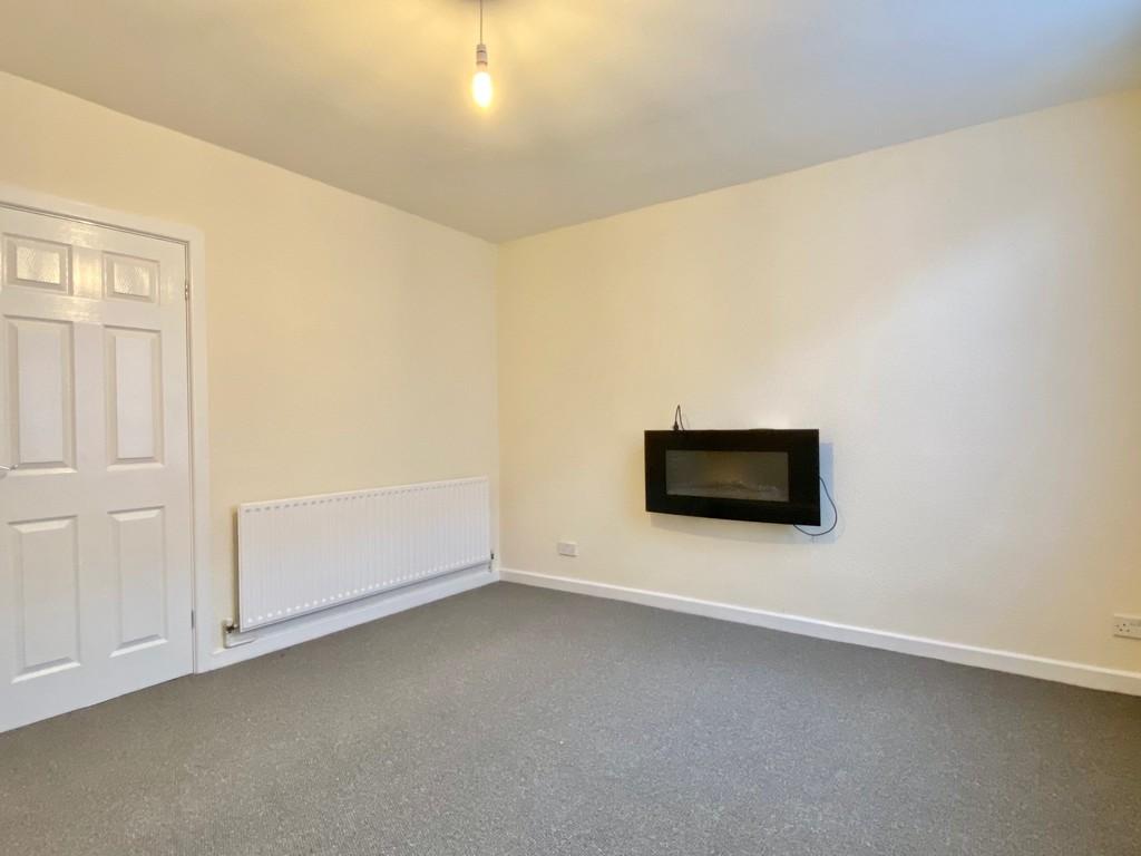 Jodrell Street, Abbey Green, Nuneaton 2 bed terraced house £575 pcm