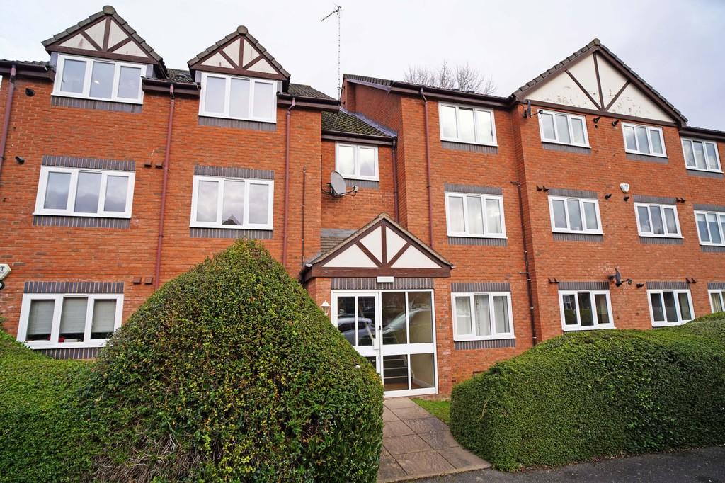 Cobham Green, Leamington Spa 2 bed apartment £790 pcm (£182 pw)
