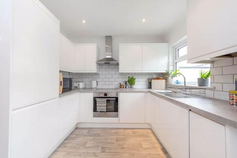 61 Glenhurst Avenue, Bexley, DA5 3QH
