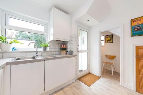 61 Glenhurst Avenue, Bexley, DA5 3QH