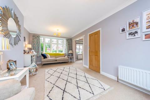 61 Glenhurst Avenue, Bexley, DA5 3QH