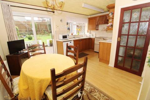 8 Daffodil Place, Walsall, WS5 3DX