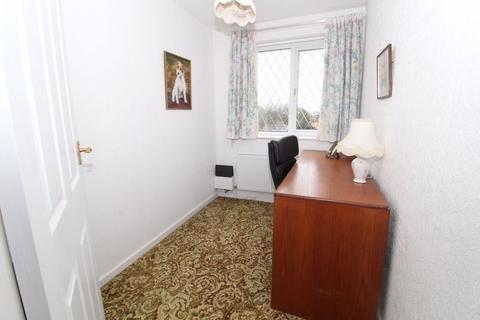 8 Daffodil Place, Walsall, WS5 3DX