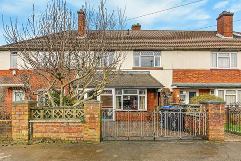 11 Claremont Close, South Croydon, CR2 9EQ