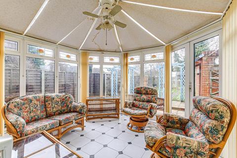 11 Claremont Close, South Croydon, CR2 9EQ