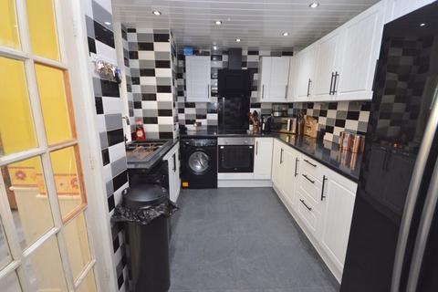 178 Warrington Road, Widnes, WA8 0AT