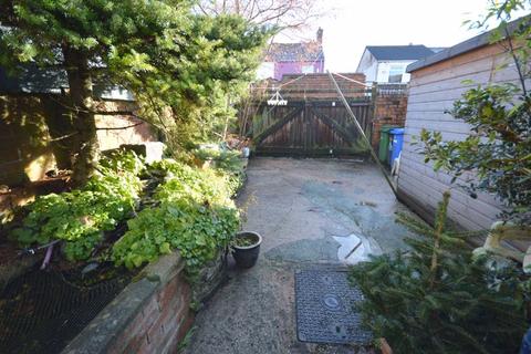 178 Warrington Road, Widnes, WA8 0AT