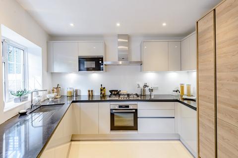 3 bedroom house to rent, Holland Villas Road, London