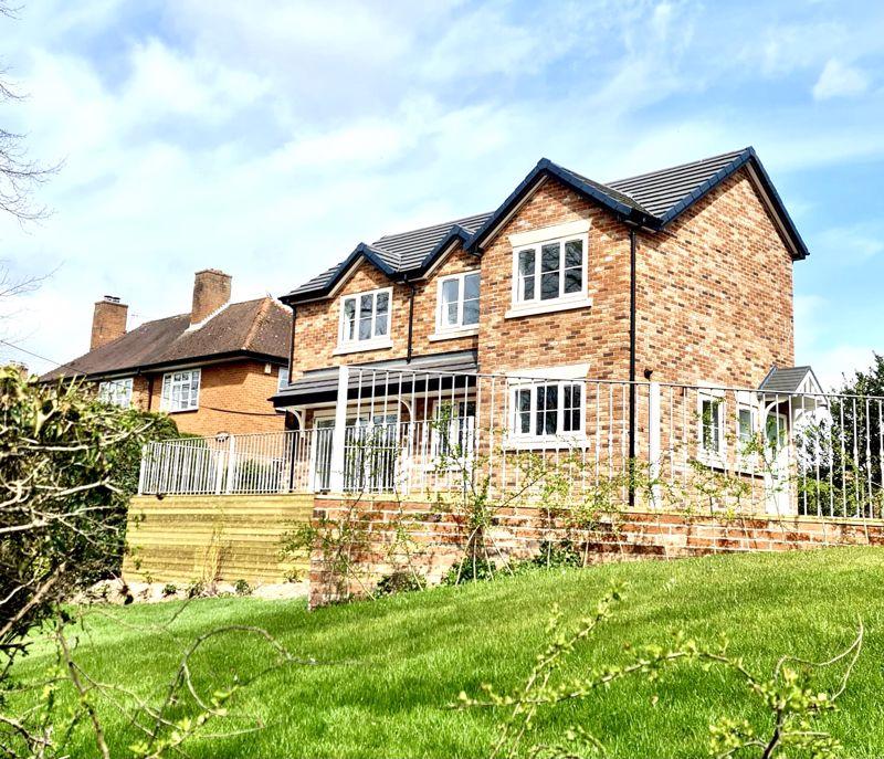 Stafford Road, Eccleshall 3 bed detached house £300,000