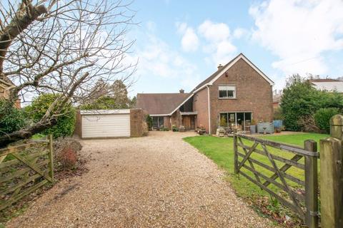 Misaca Main Road, Hadlow Down, Uckfield, TN22 4HJ
