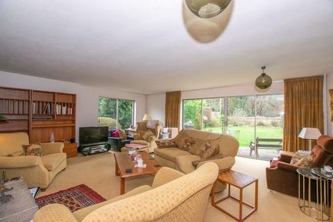 Misaca Main Road, Hadlow Down, Uckfield, TN22 4HJ