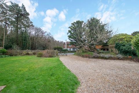 Misaca Main Road, Hadlow Down, Uckfield, TN22 4HJ
