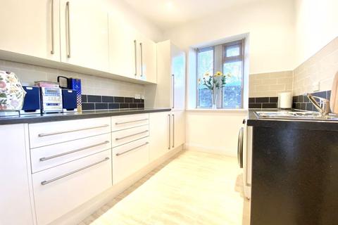 84 Midton Road, Ayr, KA7 2TP