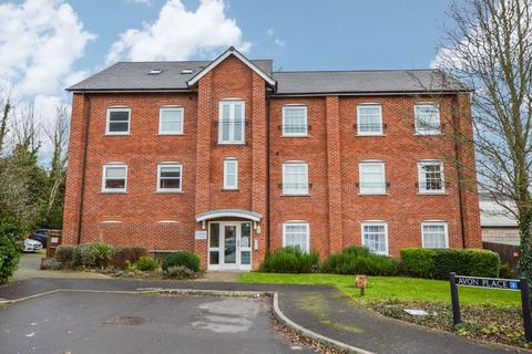 13 Avon Place, Salisbury, SP1 2ET