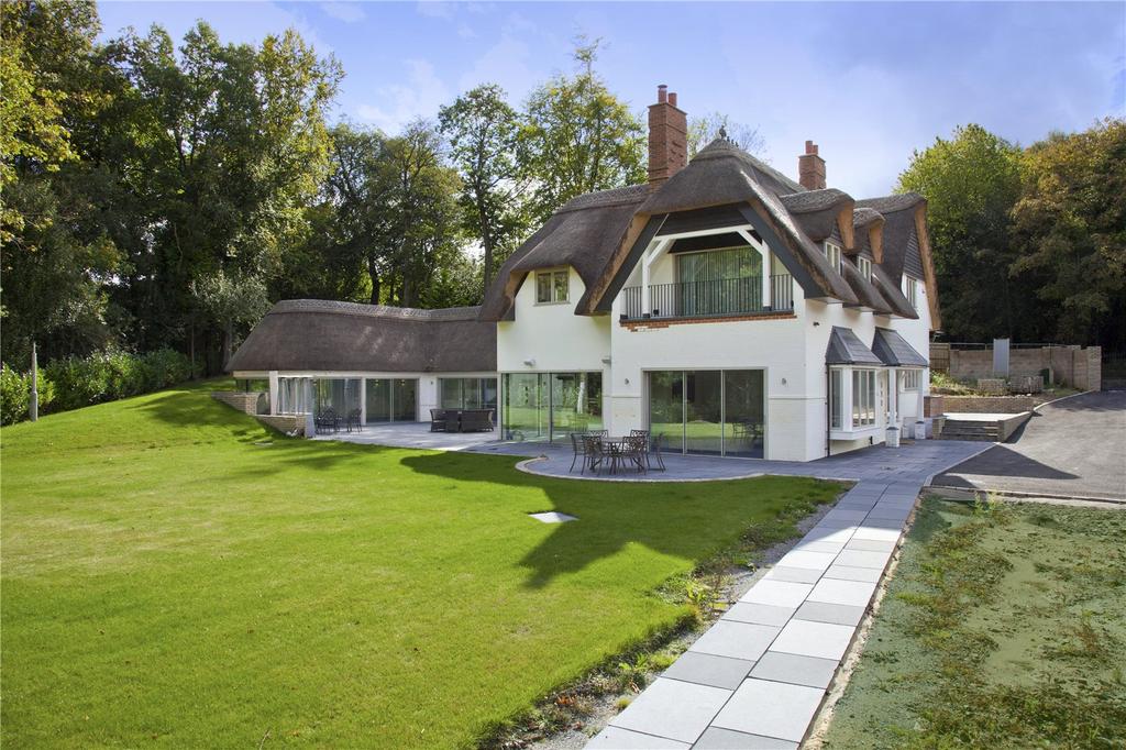 House and Pool Hse