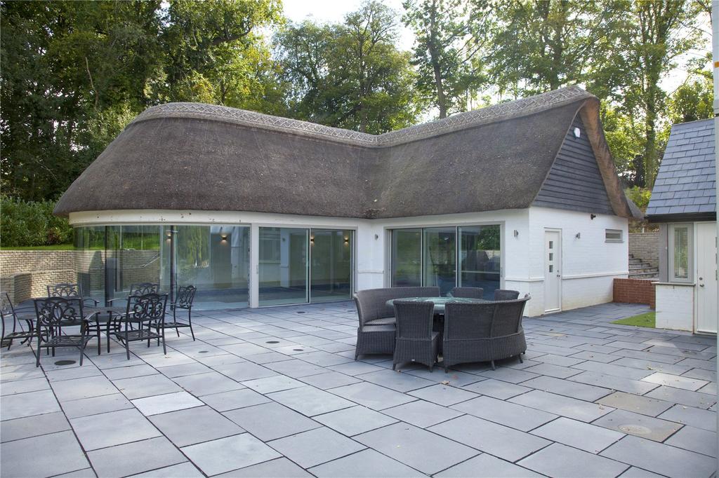Pool House