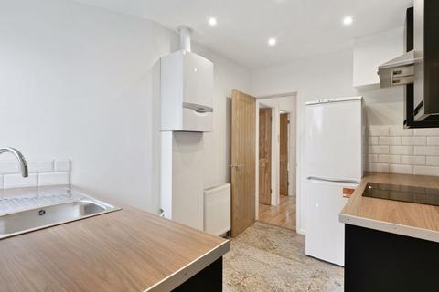 115 Wide Way, Mitcham, CR4 1BQ